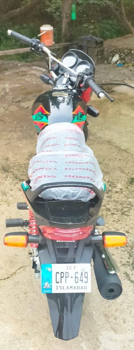 Honda CB 125F |  Model 2024 | Islamabad Number | 246 Km's Driven 7