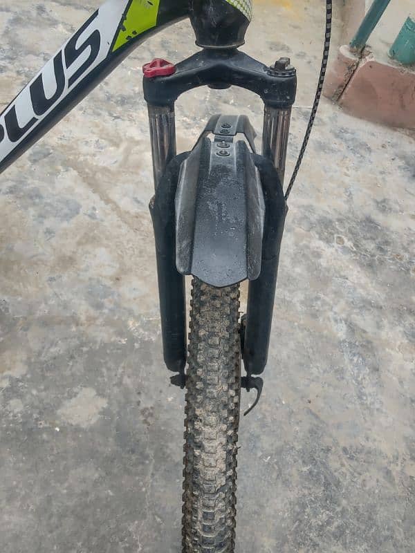 MOUNTAIN BIKE PLUS KOE KAAM NAHE HAI GEAR BRAIK VIP HAI 9