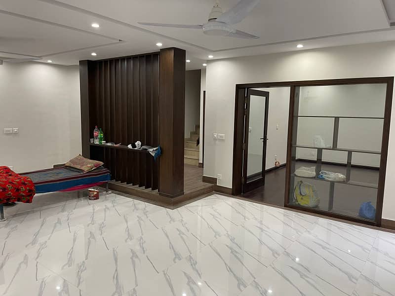 Brand New Commercial House For Rent In Gulberg. 20