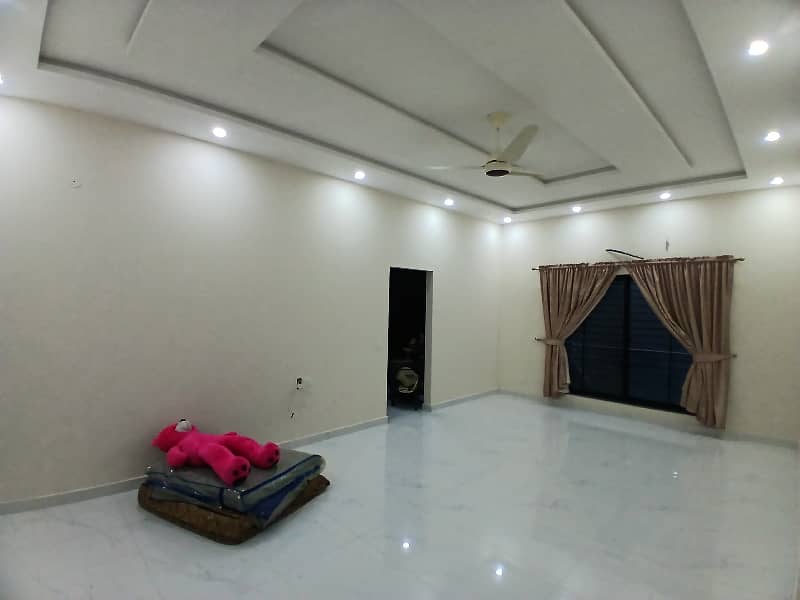 1 Kanal Brand New Upper Portion For Rent 6