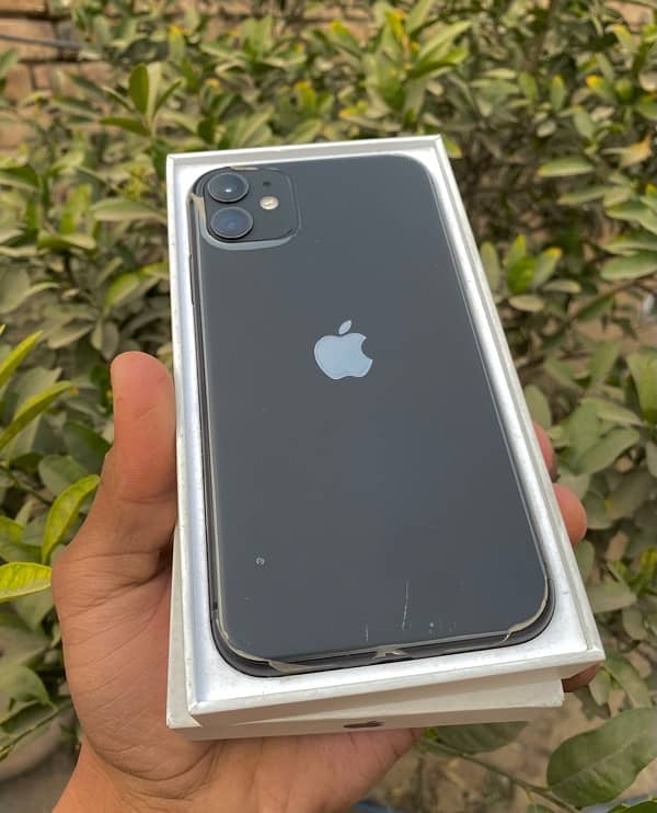 iPhone 11 64gb Jv With Box Just Apple ID Not Remove Red Description 1