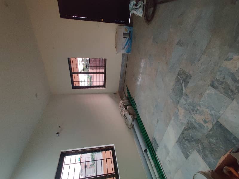 1 Kanal Seprate House For Rent 5