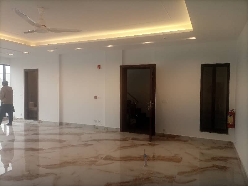 4 Marla 2nd Floor Office Available For Rent 21