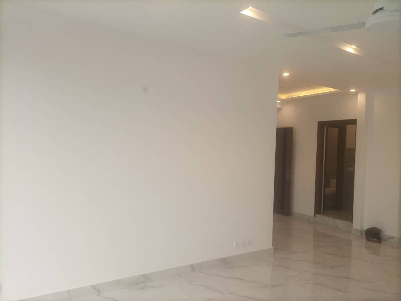 4 Marla 2 Floor 3rd And 4th Floor Office Available For Rent 36