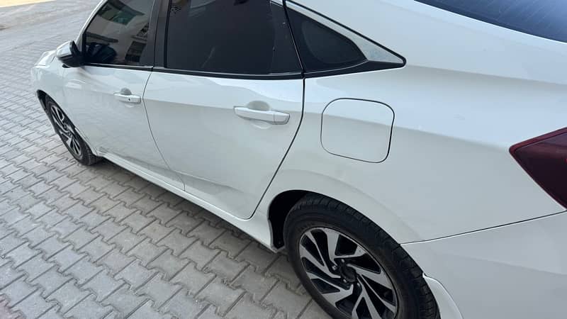 Honda Civic 2016 11