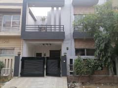 In State Life Phase 1 - Block A Extension House For Rent Sized 5 Marla