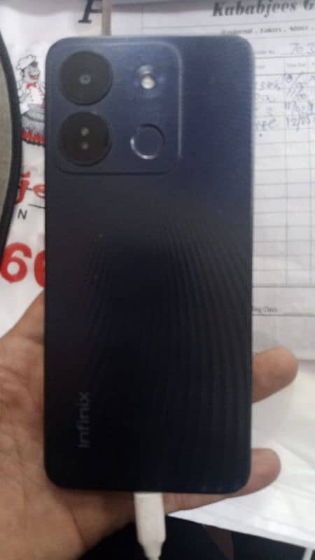 I'm selling my infinix smart 7 hd 2