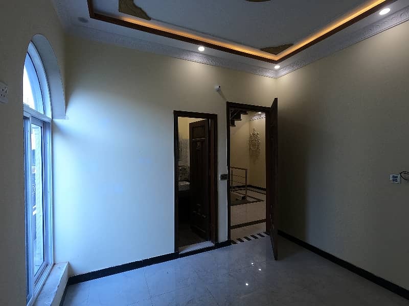 Prime Location 4 Marla House For Sale Is Available In Zubaida Park 25