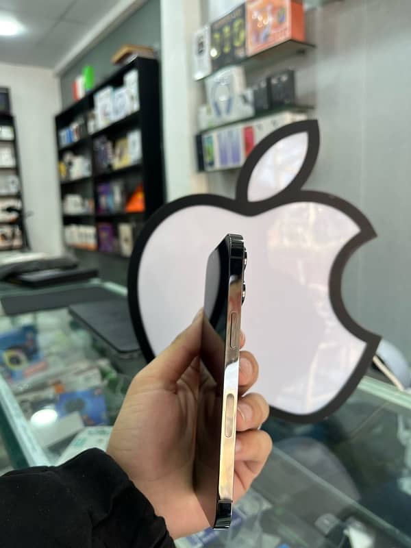 i phone 13 pro 128 gb non pta (jv) - i phone 13 pro waterpack 10 by 10 4