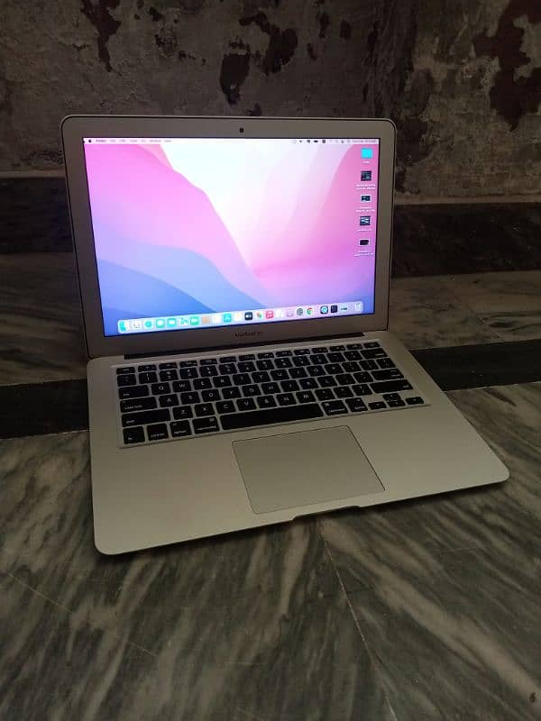 MacBook air 2017 8gb 128gb 13 inch for sale 7