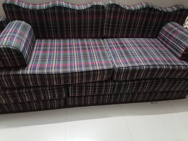 Floor Sofa Sitting Or Arabic Floor Sitting For Urgent Sale 1