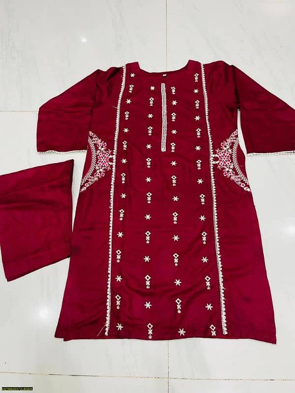 2 Pcs woman stitched linen Embroidered suit 1