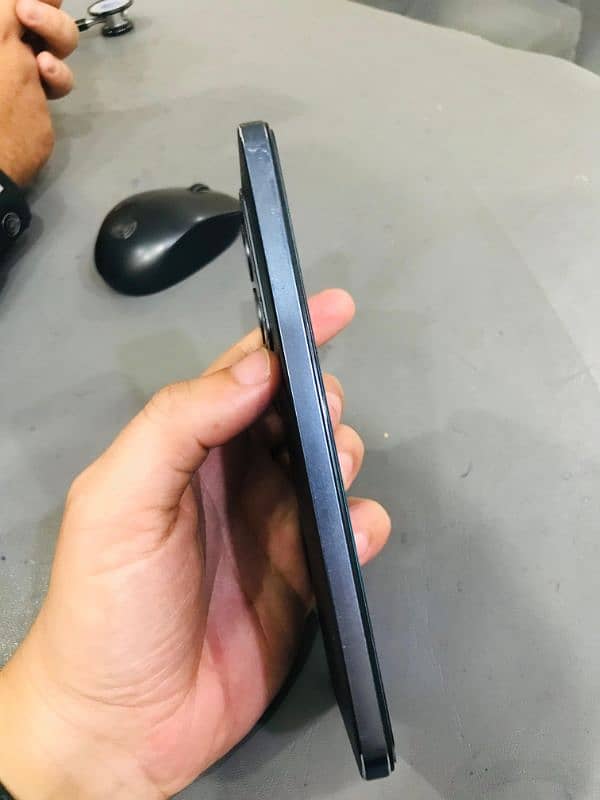 Vivo v25e Fresh condition 3