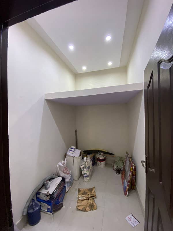 10 Marla Used & Renovated House is for Sale in Tipu Sultan Block Bahria Town Lahore 8