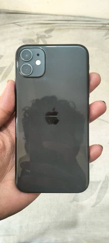 I Phone 11 black (10/10) For Sale Single Use 1