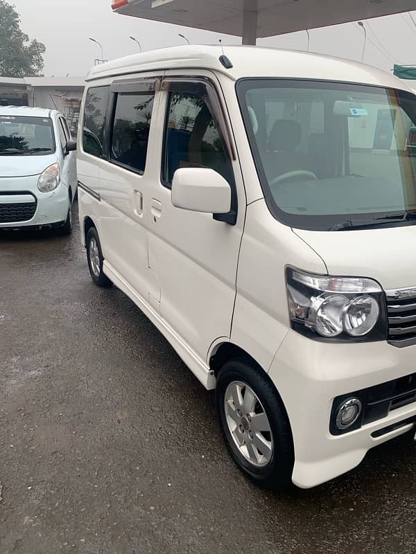 Daihatsu Hijet 2016 3