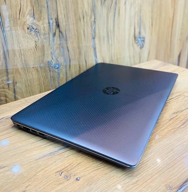 Hp ZBook Studio G3 i7-6thGen 32GbRam 256GbSSD 4Gb Nvidia Quadro M1000M 3