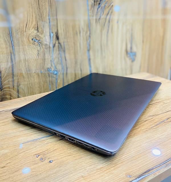 Hp ZBook Studio G3 i7-6thGen 32GbRam 256GbSSD 4Gb Nvidia Quadro M1000M 4