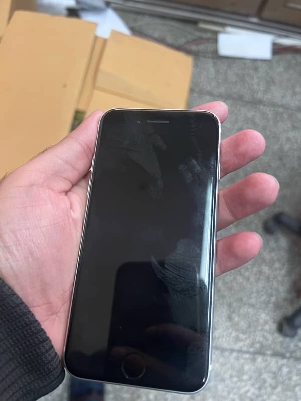 iphone se 2020 128gb 4