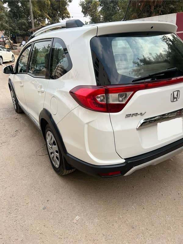 Honda BR-V 2017 3