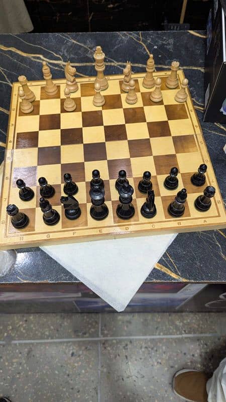 foldable wooden chess 1