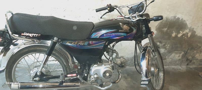 like a new Honda CD70 2024 1