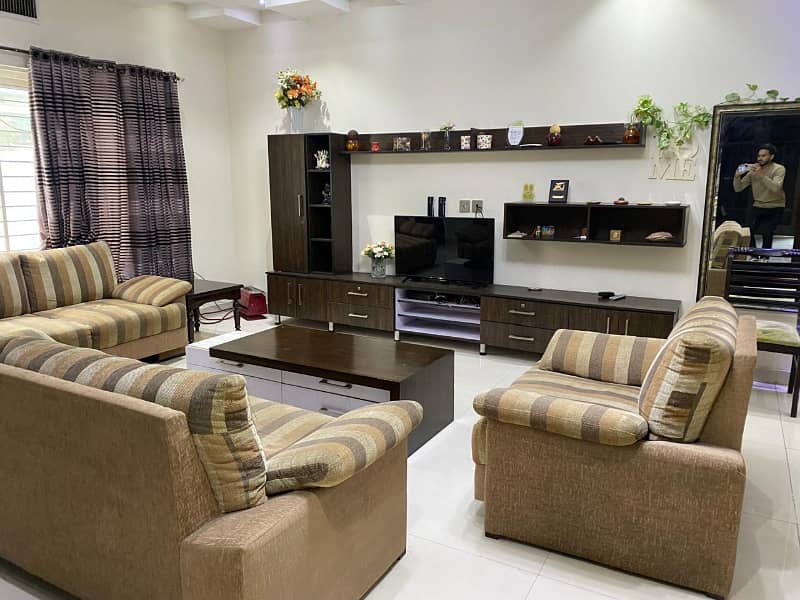 Bahria Town 1 Kanal Full House Furnished Available For Rent Pardey 1