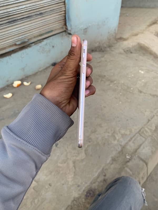 Iphone 8plus  non Pta 03341423072 WhatsApp only 3