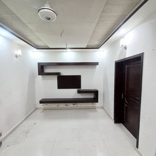 5 MARLA HOUSE FOR RENT IN BAHRIA TOWN LAHORE 8