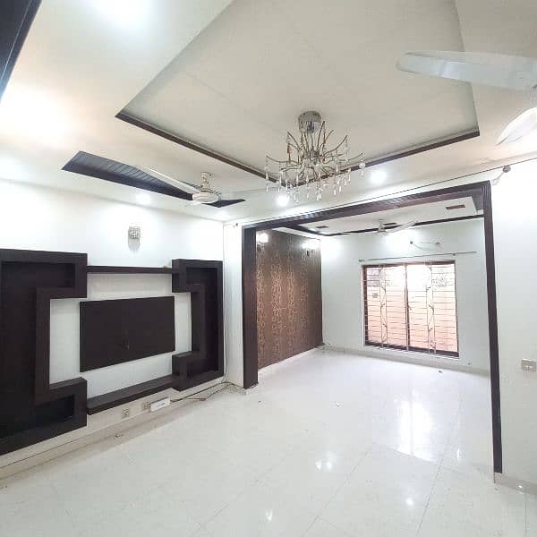 5 MARLA HOUSE FOR RENT IN BAHRIA TOWN LAHORE 12