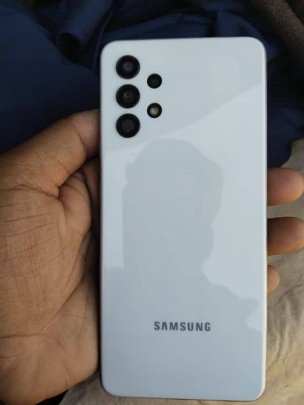 Samsung Galaxy A32 0