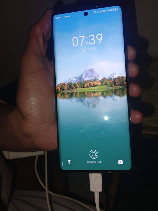 Tecno spark 20 pro plus 8+8+5/256 4