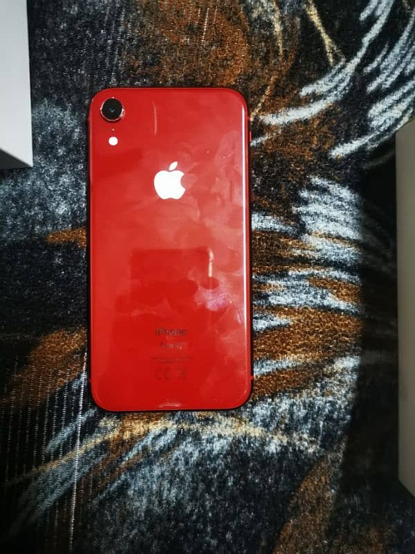 iphone XR 4