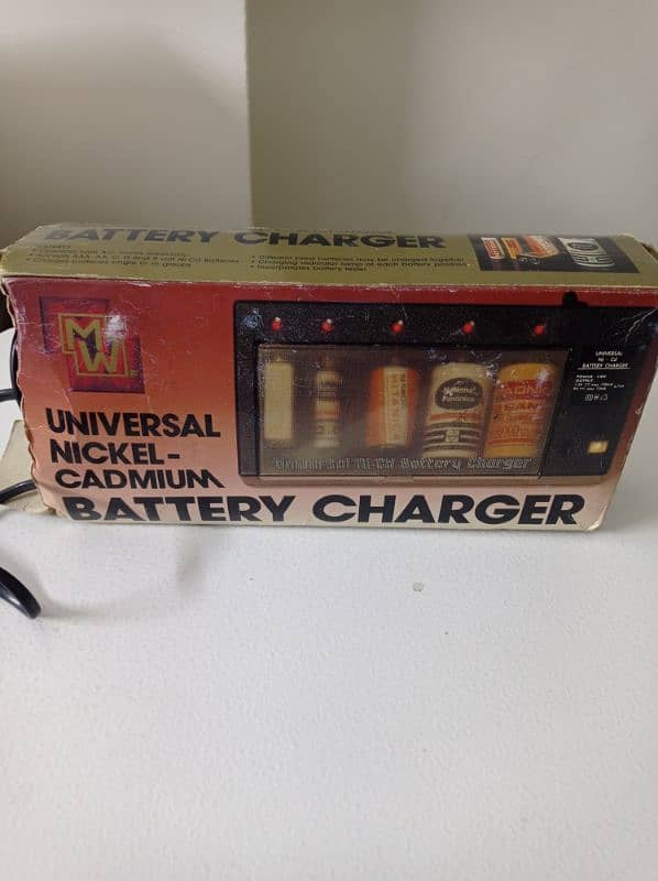 Battery Charger (Universal NI-CD Battery MW-398) 0