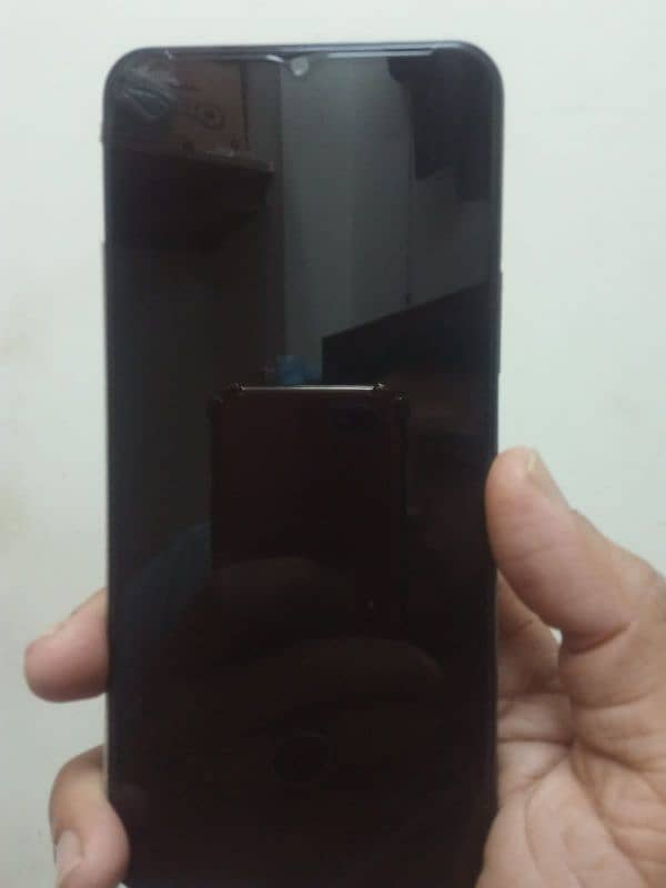 vivo y 18 mobile 6months warranty haii mob box orgnal charger k sath 1