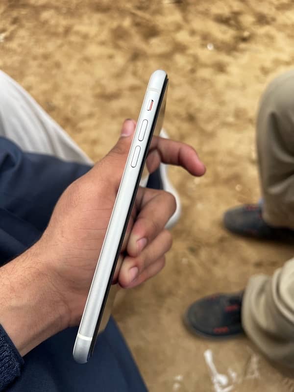 iphone XR 64gb PTA 3