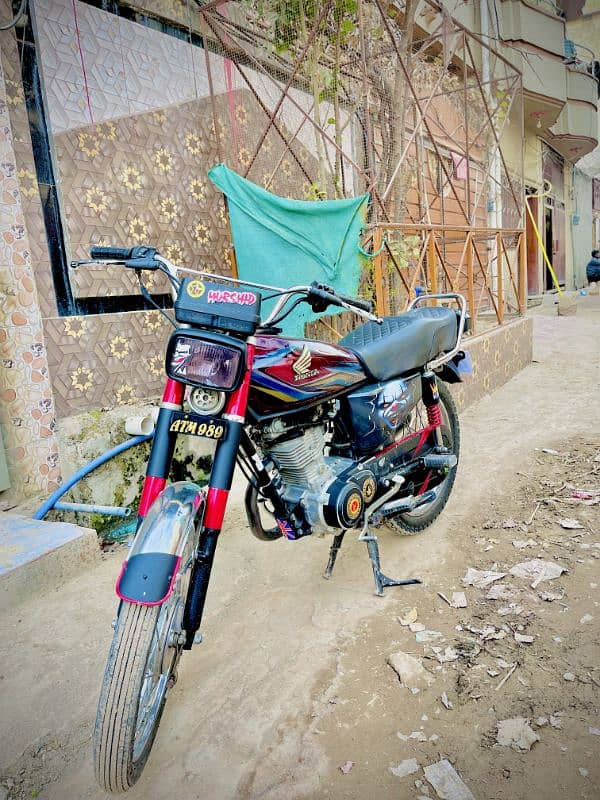 Honda 125 Islamabad number 0