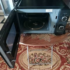 M. W. Oven Dawlance MD 20 (inverter)