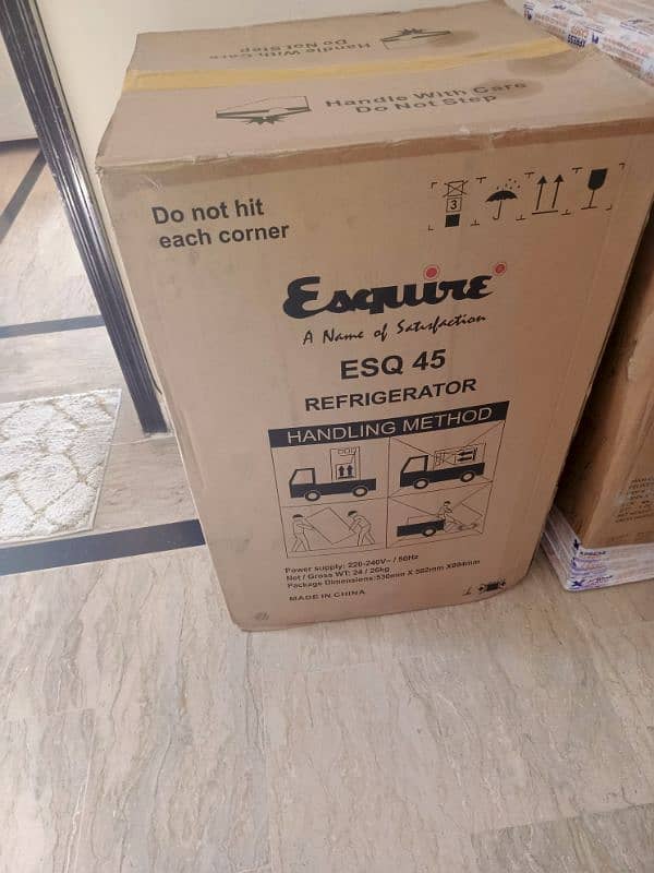 Esquire Mini Fridge 2 Door Black Color 6