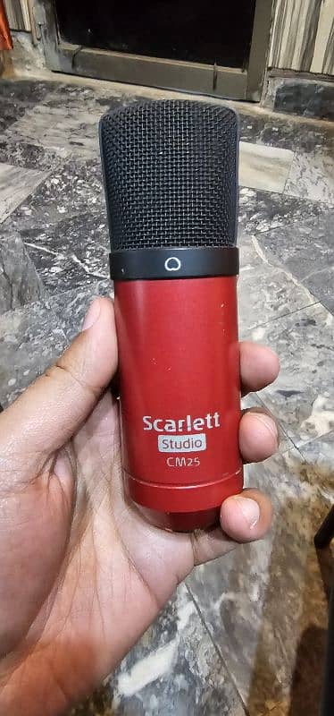 Focusrite Scarlett 2i2 Studio bundle (1st Generation) 1