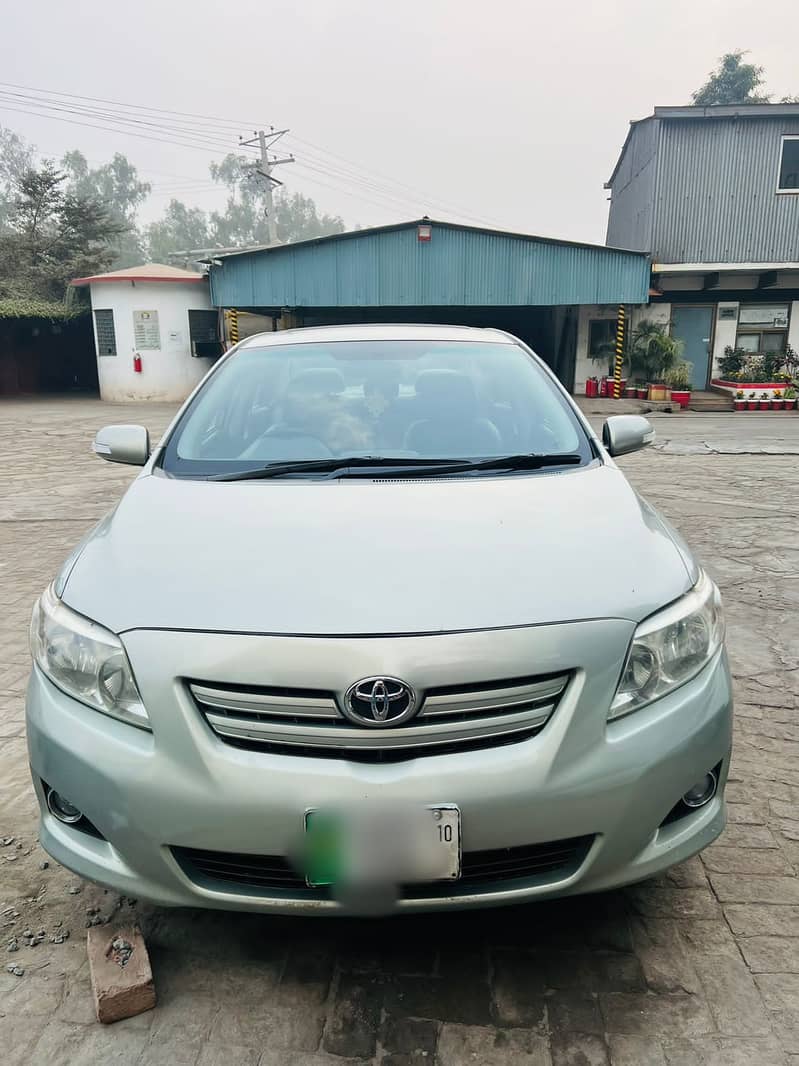 Toyota Corolla Altis 2010 1