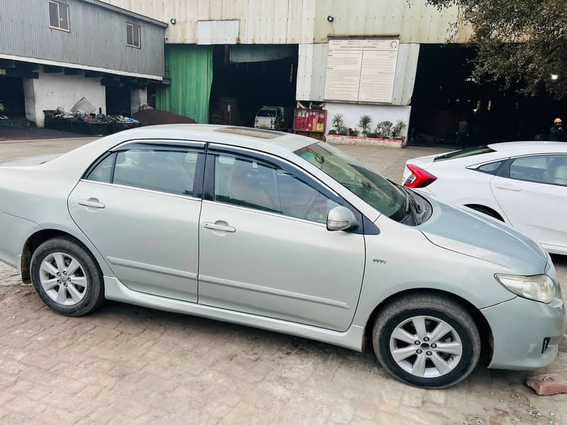 Toyota Corolla Altis 2010 7