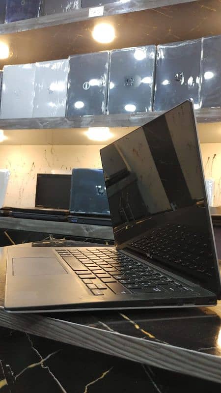 dell XPS i7.7th generation 0