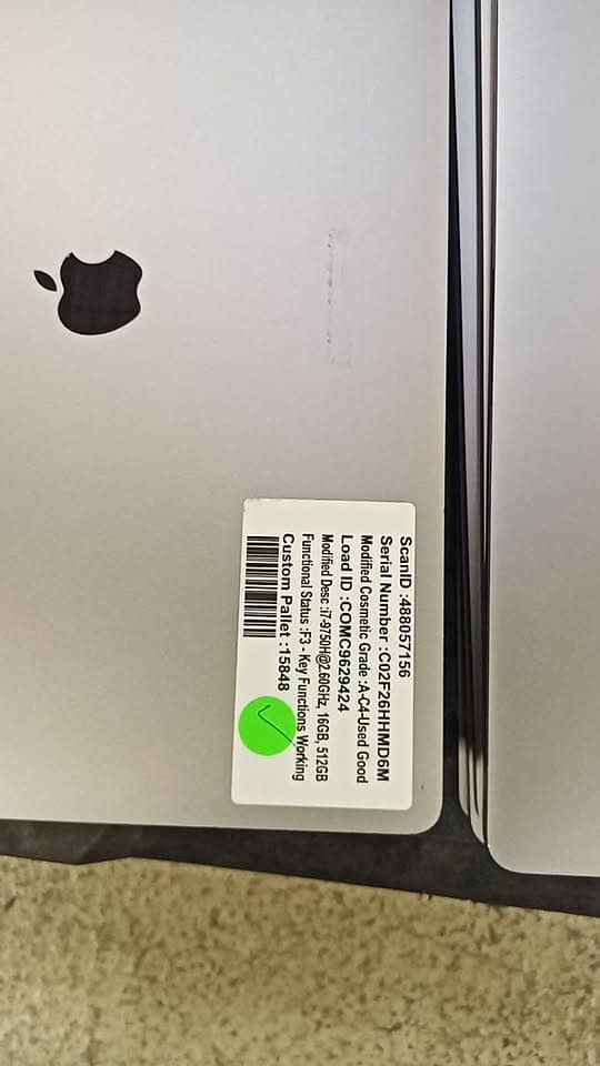 MacBook Pro A1990 i9 (32GB/512GB, 8-Core, 4GB Graphics) 5