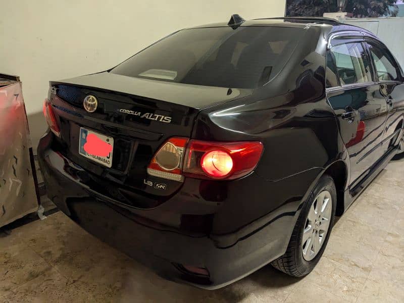 Toyota Corolla Altis 2010 8