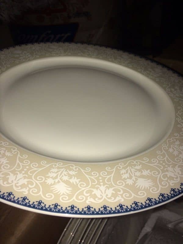 Noritake Bone china Dinner set ( 8 serving) 61pcs 2