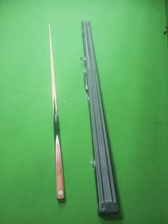 snooker cue 1 peice with box