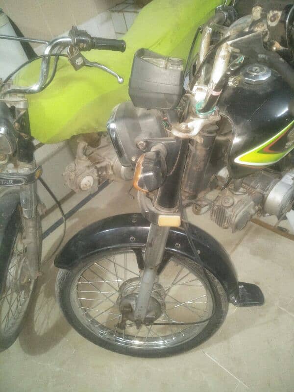 honda cd2019 bilkul OK hai 03361290539 watsp ND sim 1