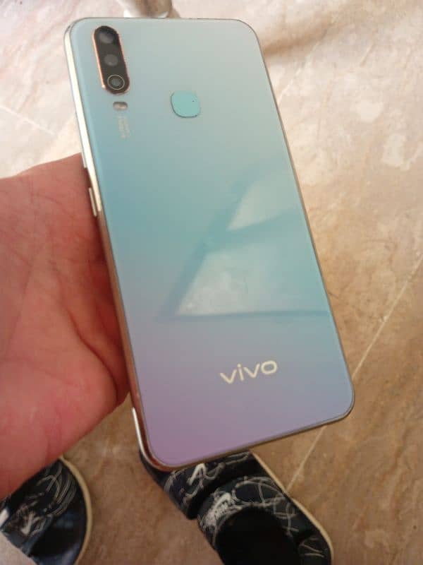 Vivo y17 finger not working camera back dust hai aur glass crack 3