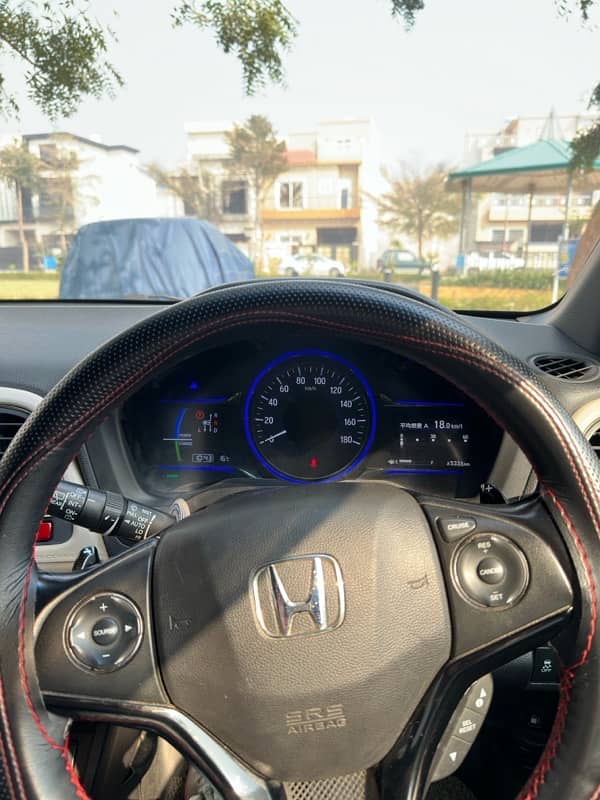 Honda Vezel Hybrid Z Sensing 2016 5